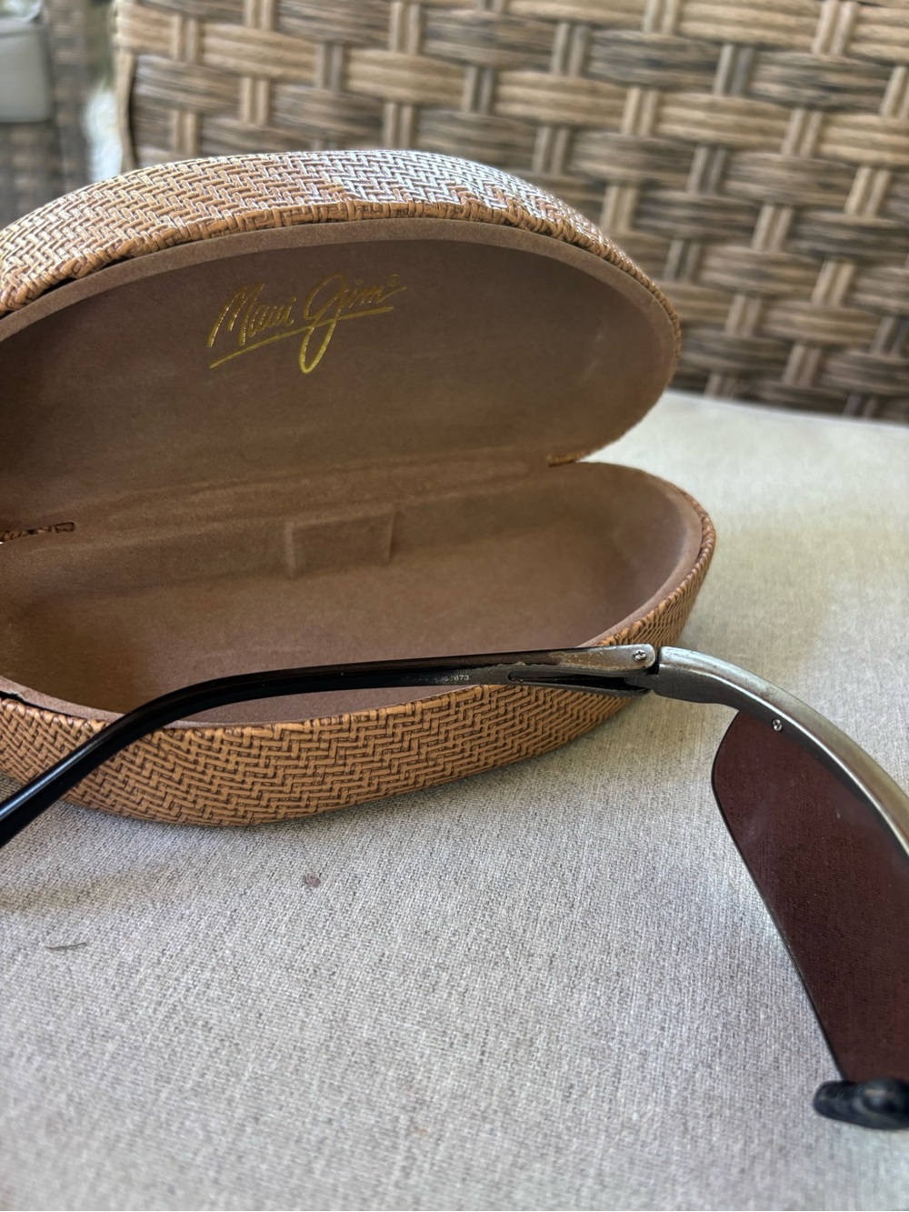Maui Jim Bronze Frame Brown Gradient Lens Sunglasses - Picture 9 of 10
